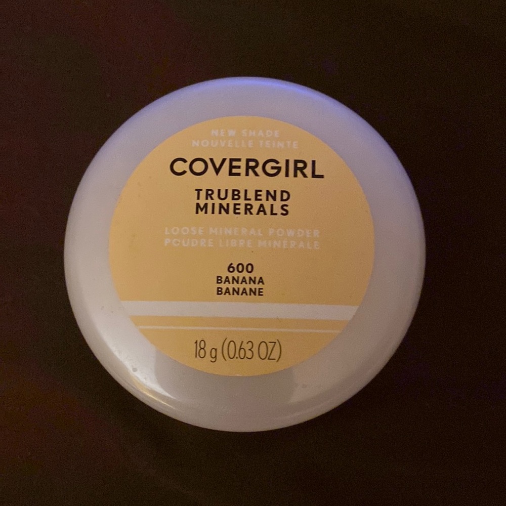 Covergirl TruBlend Minerals Loose Mineral Powder in 600 Banana-New- never used.